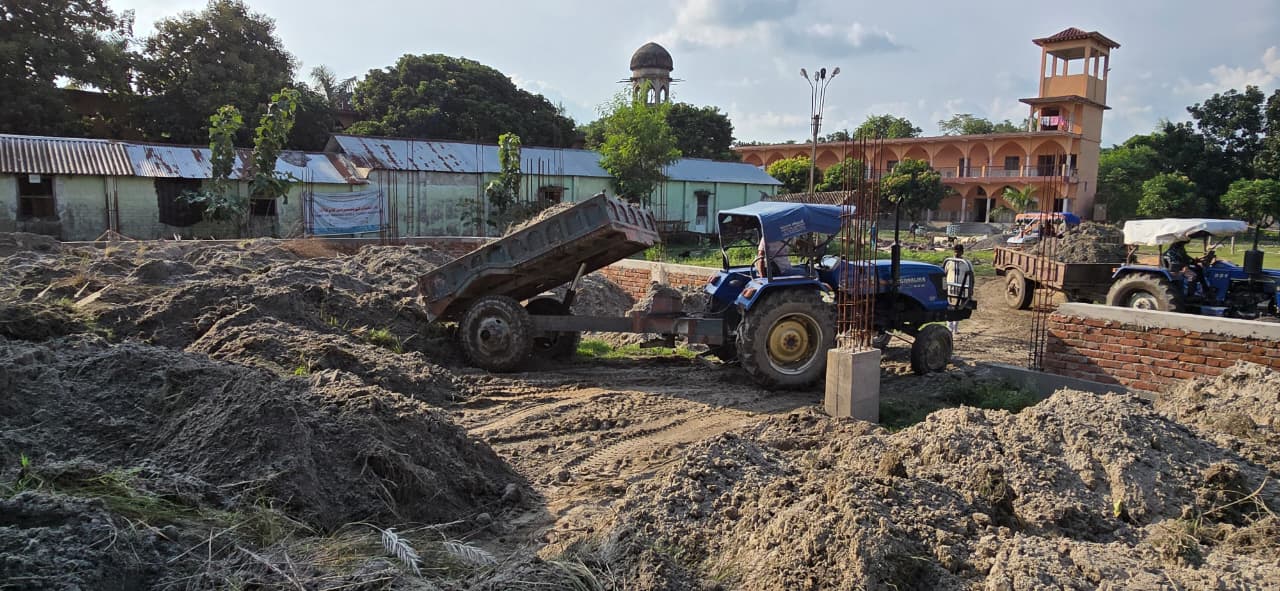Mosque Construction Photo 11